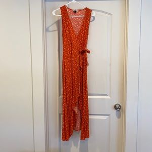 SALE!!! Cute floral wrap dress